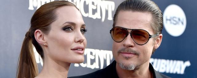 Анджелина Джоли назвала развод с Брэдом Питтом вопросом «проблемы прав человека»