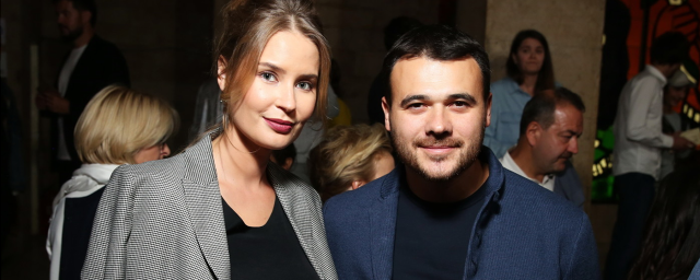 Эмин Агаларов продолжает отношения с бывшей женой Аленой Гавриловой больше года