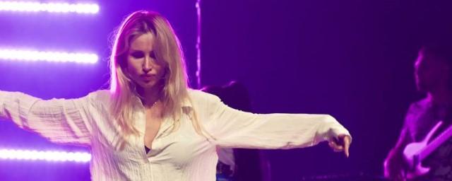 Певица Светлана Лобода опровергла заявление, что продолжит петь на русском из-за денег