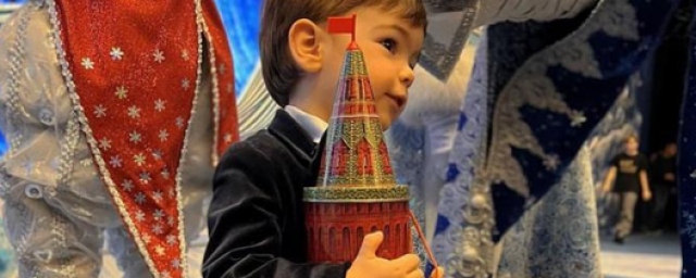 Сын Петросяна и Брухуновой побывал на Кремлёвской ёлке