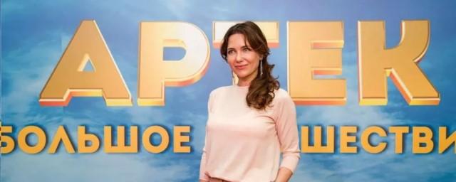Актриса Екатерина Климова заявила, что не может быть мамой-другом для своих детей