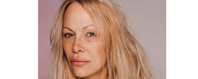 Модель Playboy 55-летняя памела Андерсон снялась для обложки журнала без макияжа