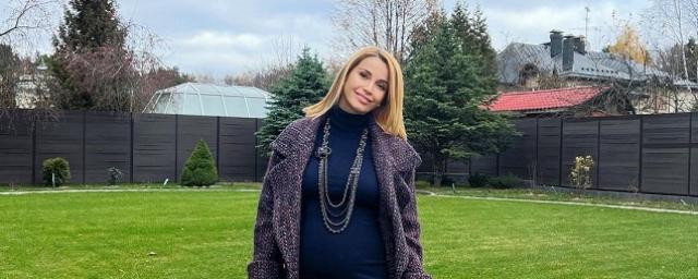 Ольга Орлова планирует в апреле покрестить дочь Анну
