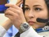 Юлия Пересильд показала, как делала макияж в космосе