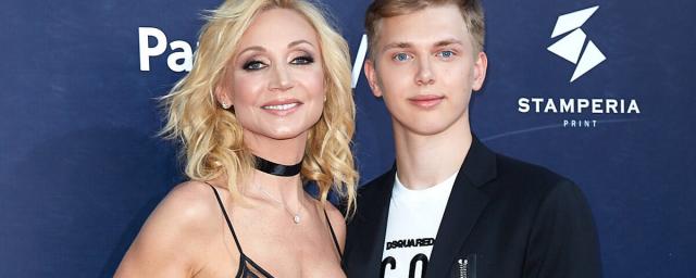 Певица Кристина Орбакайте поздравила в соцсетях своего младшего сына Дени с 25-летием