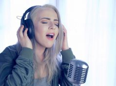 Как научиться петь? Особенности обучения взрослых в школе Виртуозы