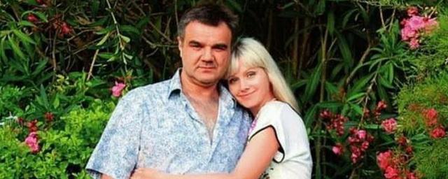 Тело 53-летнего мужа певицы Натали обнаружили на козырьке дома в Москве