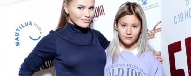 Дочь Даны Борисовой призналась, что мать выгоняла девочку на улицу