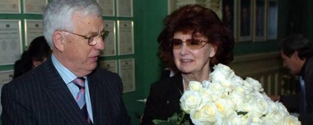 Умерла 84-летняя жена Раймонда Паулса Светлана Епифанова