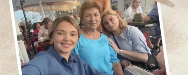 Звезда сериала «Кухня» Ольга Кузьмина рассказала о необычном подарке на день рождения матери