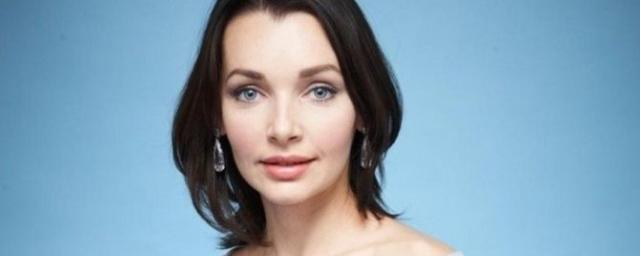 Актриса Наталия Антонова сообщила о женитьбе старшего сына