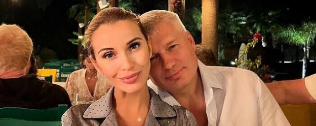 Ольга Орлова показала в соцсетях коллаж из детских фото мужа и дочери
