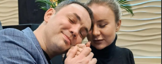 Звезда «Дома-2» Александр Гобозов хочет отобрать у экс-супруги сына