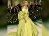 Собчак высмеяла платье Шараповой на Met Gala