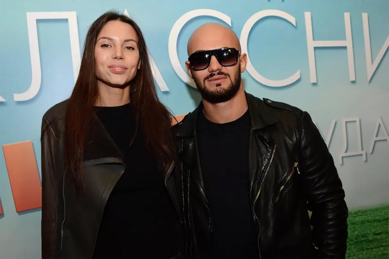 Самойлова впервые прокомментировала развод с Джиганом