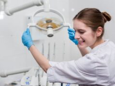 Как происходит установка виниров