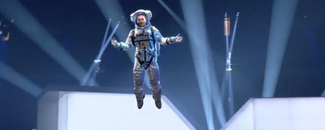 Джонни Депп появился на  премии MTV Video Music Awards в виде голограммы астронавта