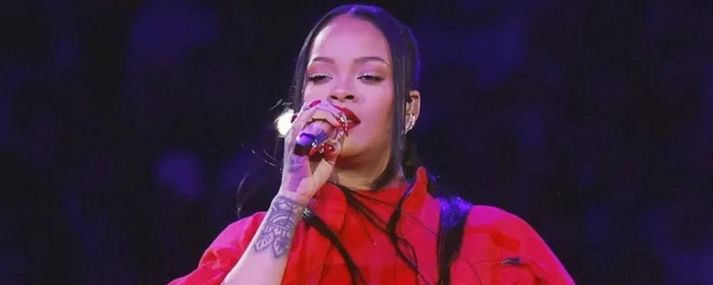 Rihanna снялась в нижнем белье, спустя четыре месяца после родов