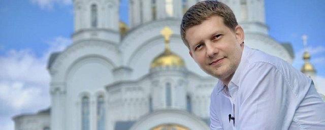 Телеведущий Борис Корчевников продолжает терять слух после перенесенных операций